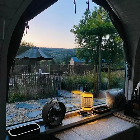 Camping La Luxueuse Avec Jacuzy