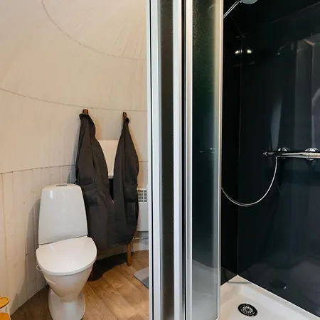 Campsite La Luxueuse Avec Jacuzy