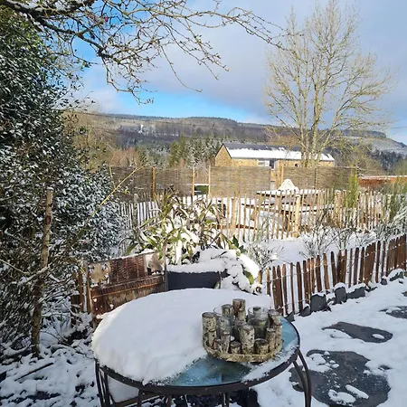 キャンプ場 La Luxueuse Avec Jacuzy Lavacherie