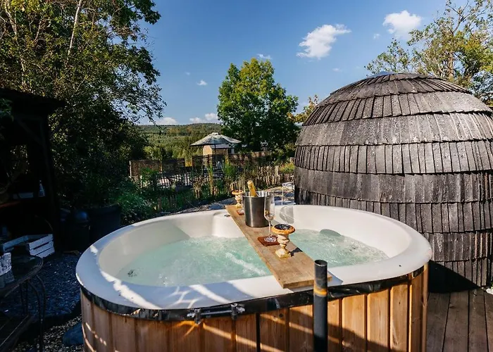 营地 La Luxueuse Avec Jacuzy *