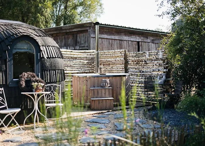 La Luxueuse Avec Jacuzy 营地 拉瓦什里