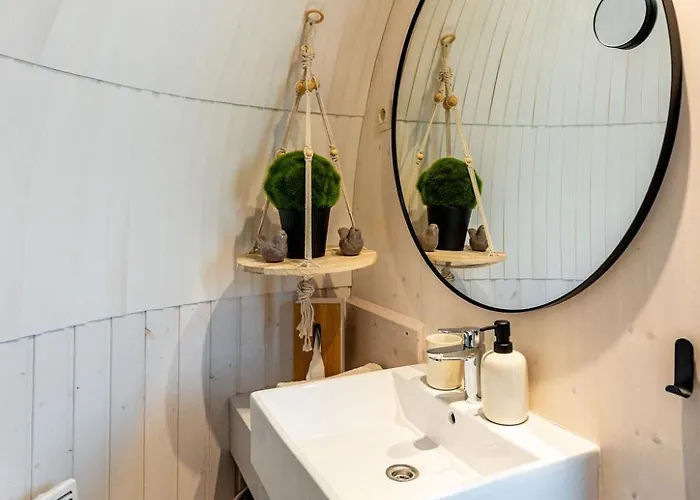 La Luxueuse Avec Jacuzy 营地 *